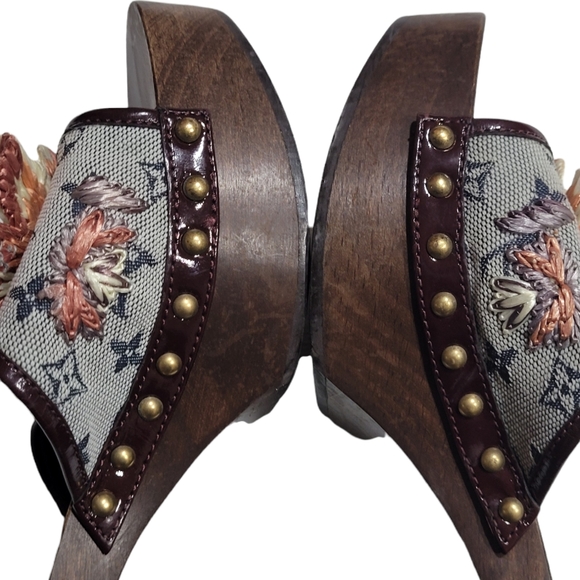 Louis Vuitton Flower sandals  Block Heels 👡 EU 34.5 - Picture 6 of 16